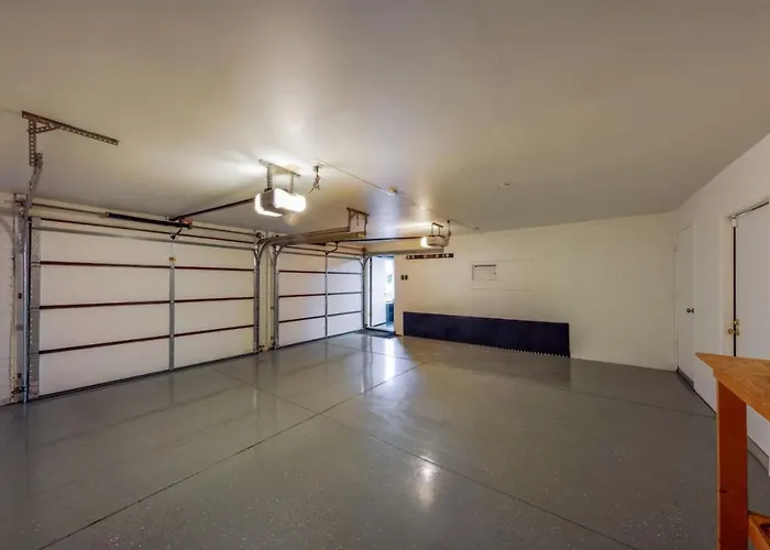 Estate, And Guesthouse, 2 Pools, 7 Bedroom 5 Ba Holiday home Tucson